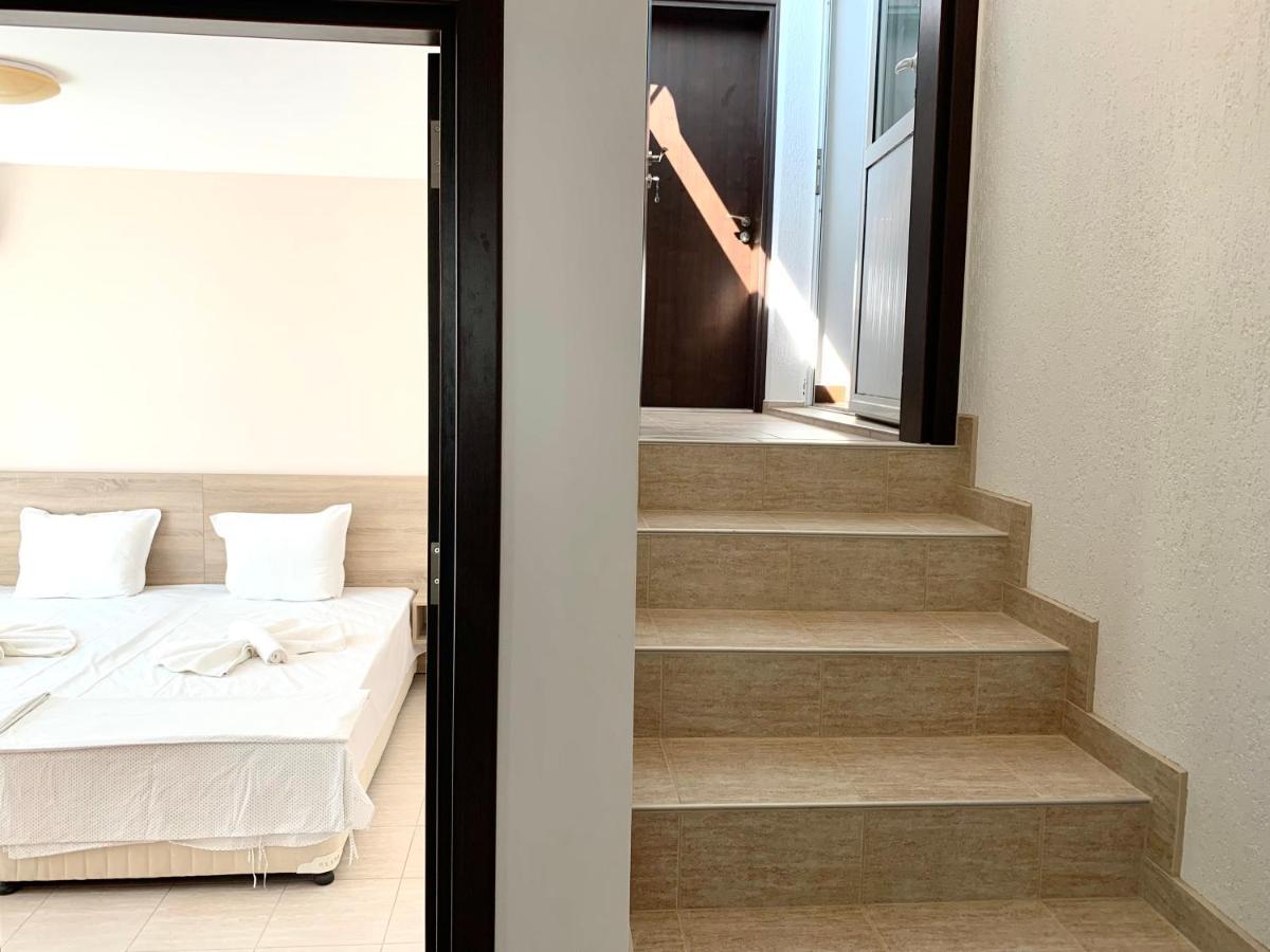 Byala Residence Apartments Екстер'єр фото